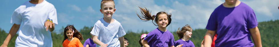 tobende Kinder tobende Kinder